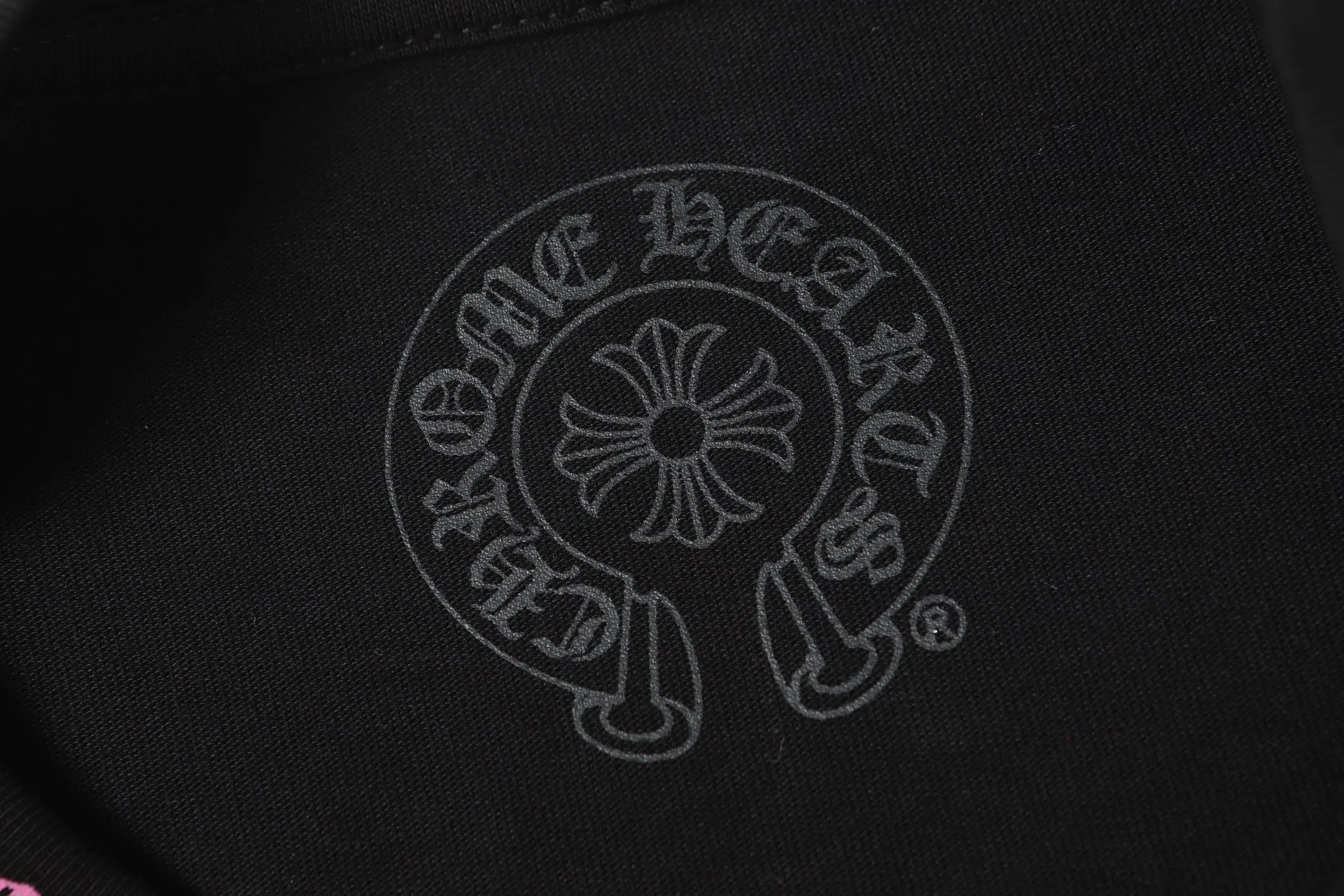 P160 Cross-border model, please do not place an order if you pursue perfection -Chrome Hearts/Chrome Hearts 23ss Sanskrit printed popular long-sleeved T-shirt -High weight, high density and high quality. The wool is soft, delicate and skin-friendly. It feels soft and silky. It has excellent warmth and skin-friendly properties. -Customized weaving and dyeing, no color difference. No matter the fabric or workmanship details, it beats the ordinary version on the market. -Colour: black -Size: S M L XL